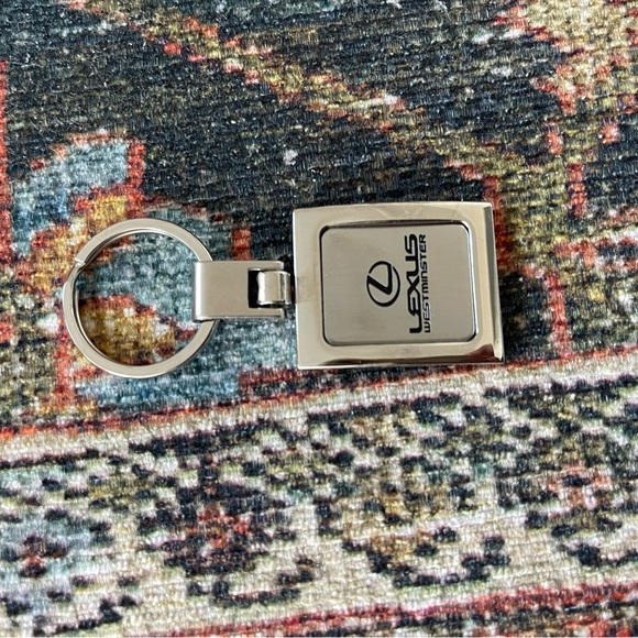 Lexus key chain - Picture 2 of 3
